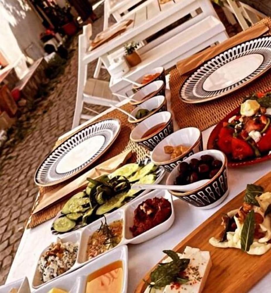 Bozcaada Butik Pansiyon - Image 14