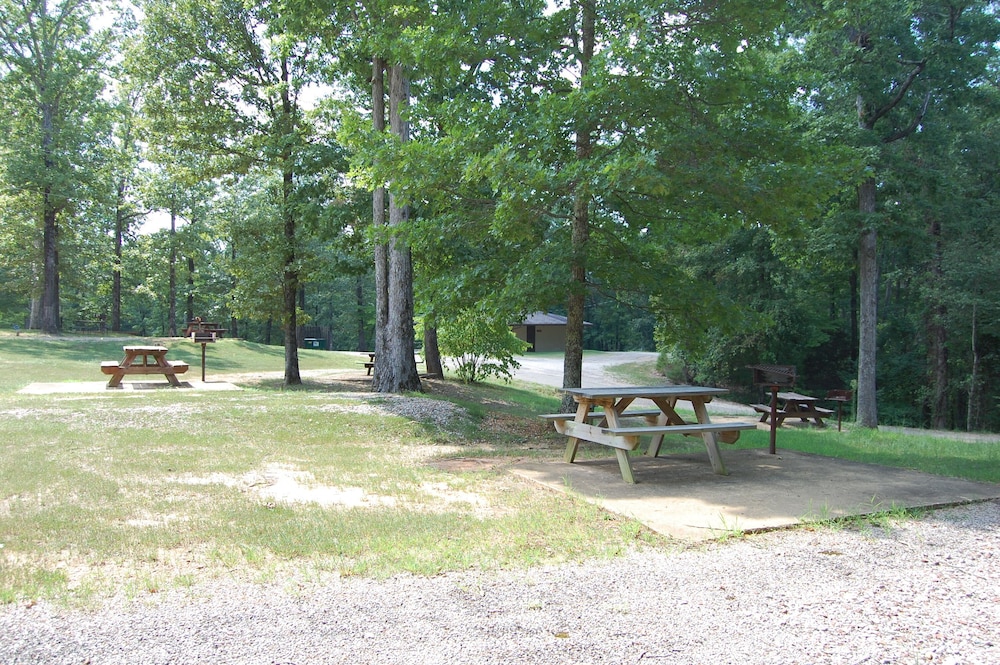 Cherokee Landing Campground