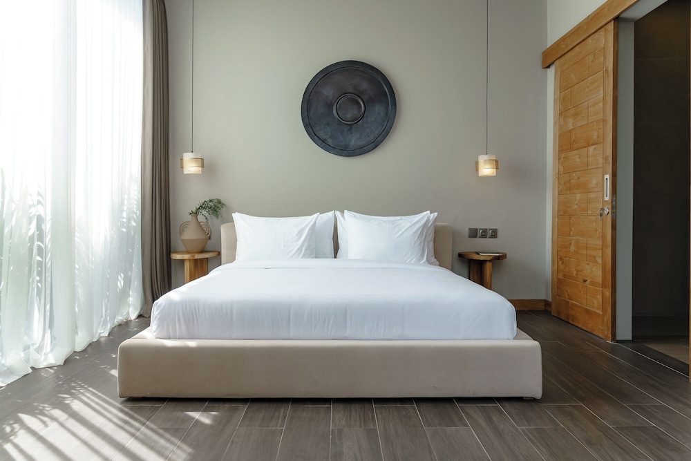 AMO Residences