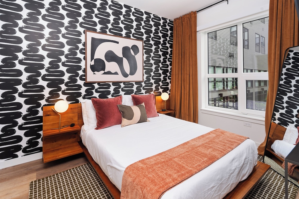 Luxury Apartments by Hyatus at Boston Everett
