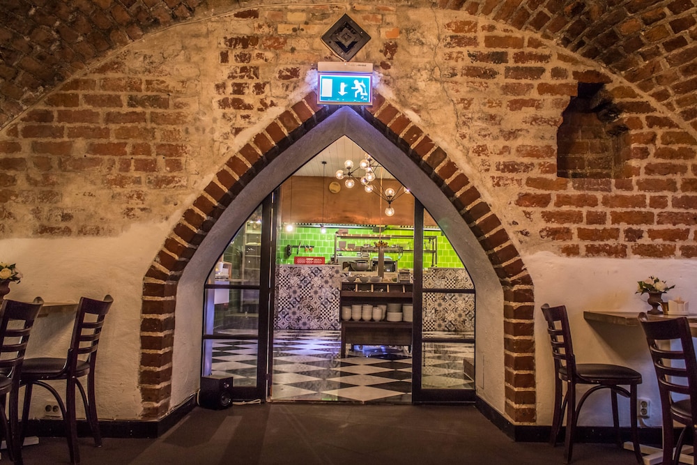 Mayfair Hotel Tunneln 46