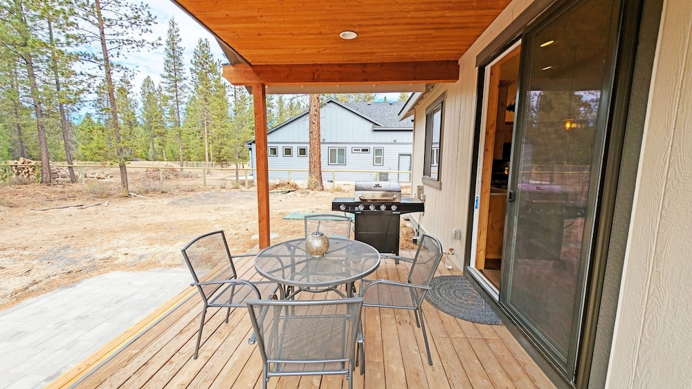 56593 Celestial Dr 4 Bedroom Home