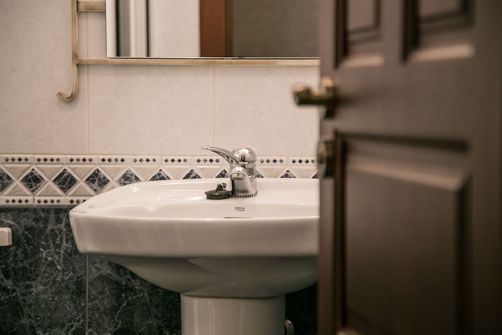 Hotel Restaurante Quintanares - Property Image 130