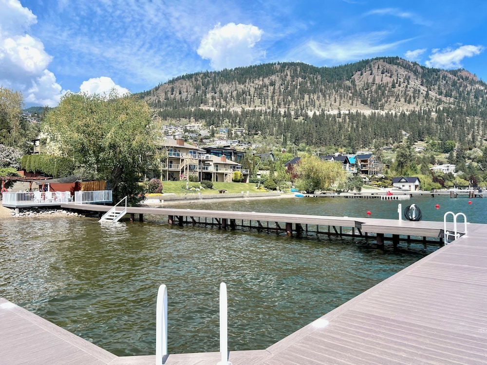 Peachland Beach Resort