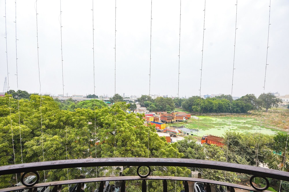 Fabhotel Dsg Residency