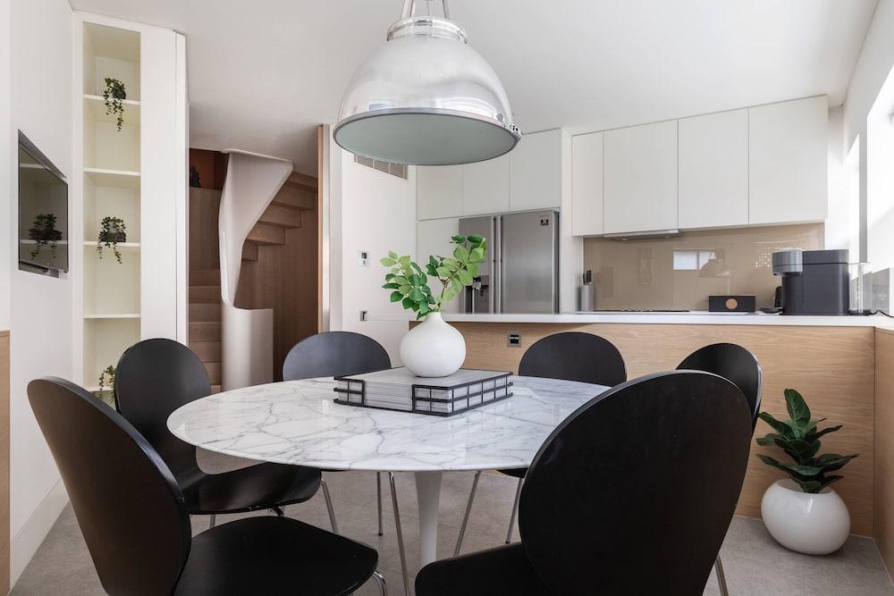 Hanway Street by Onefinestay