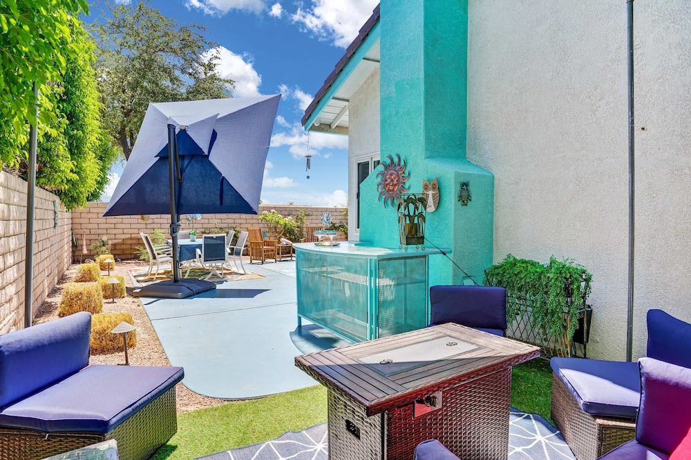 Palm Springs Escape Pool Spa Mountain Vibes