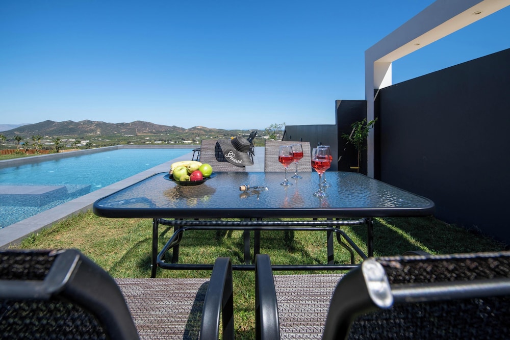 Villa Arithea