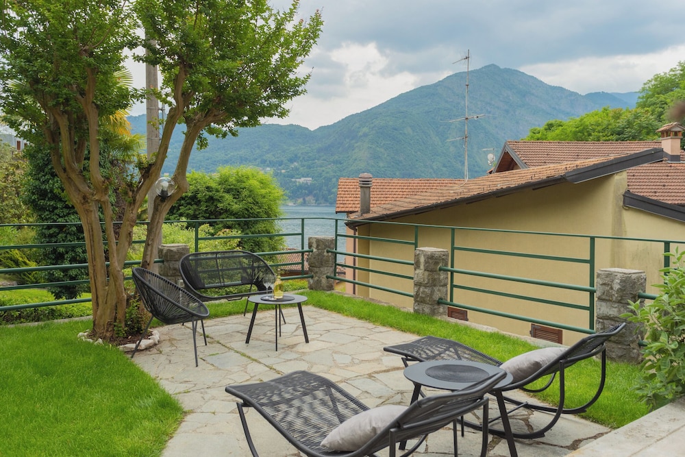 Enchanted Como Lake - Tremezzo Apartments by Rent all Como