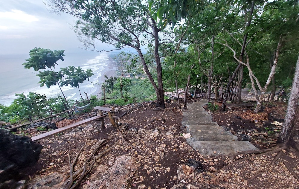 Bukit Shoka Top View Camp view 3