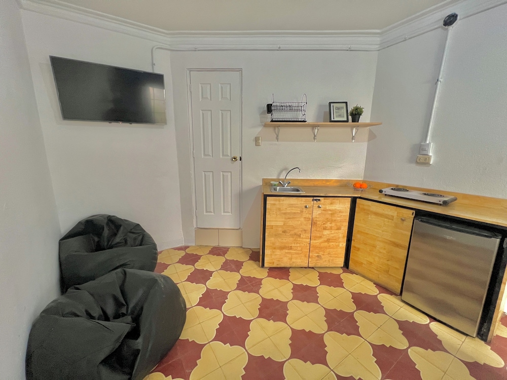 Hostal Urban