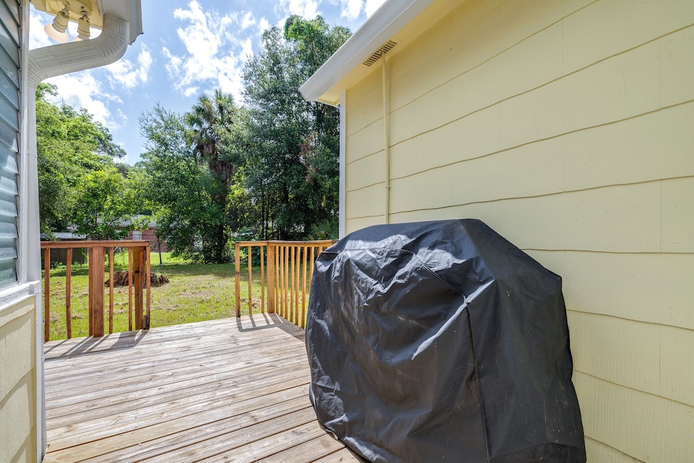 Charming Seminole Heights Getaway