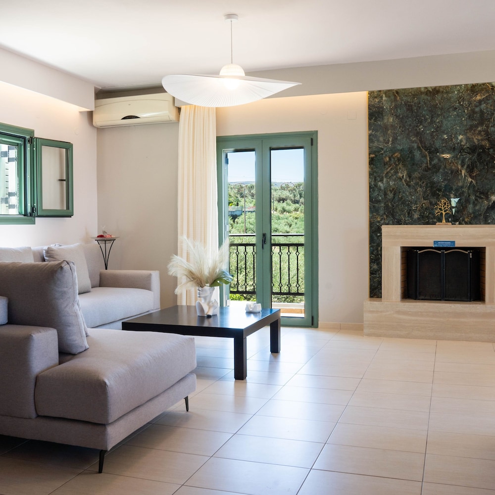 Villa Kyveli in Rethymno view 4