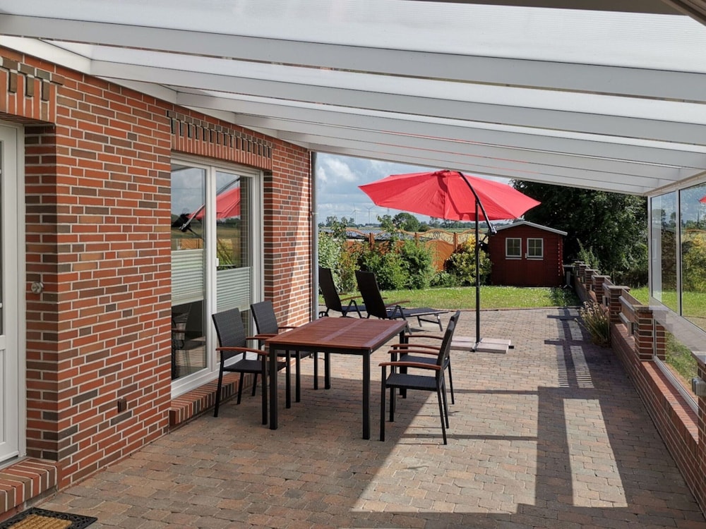 Ferienhaus mit Drei Badern in Dornumersiel