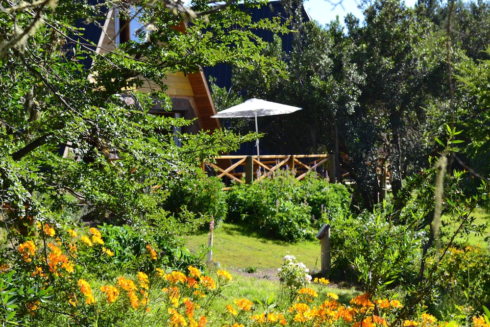 Caren - Cabanas & Suites