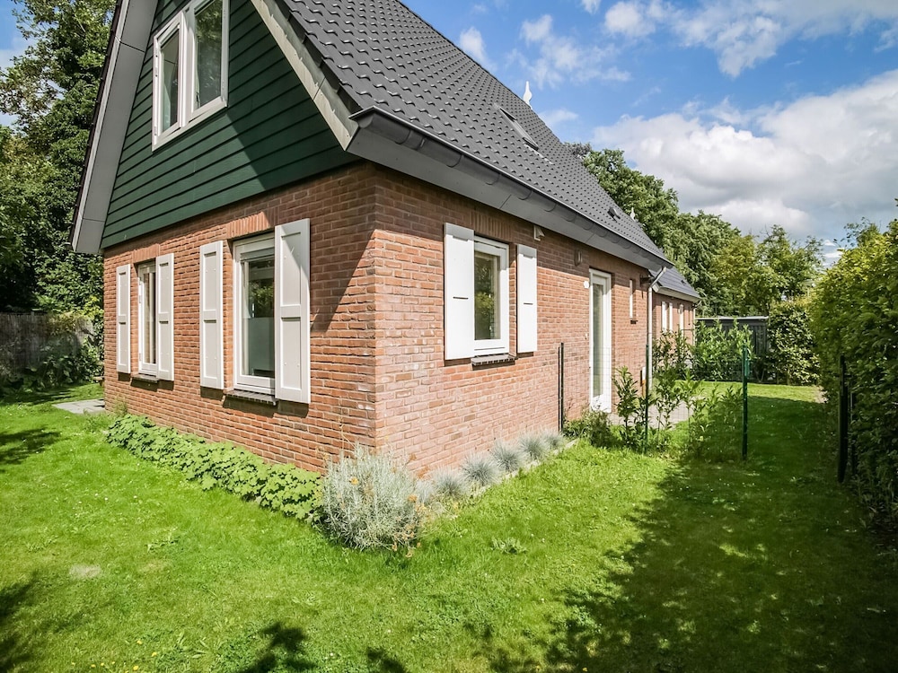 Holiday Home With Enclosed Garden view 2