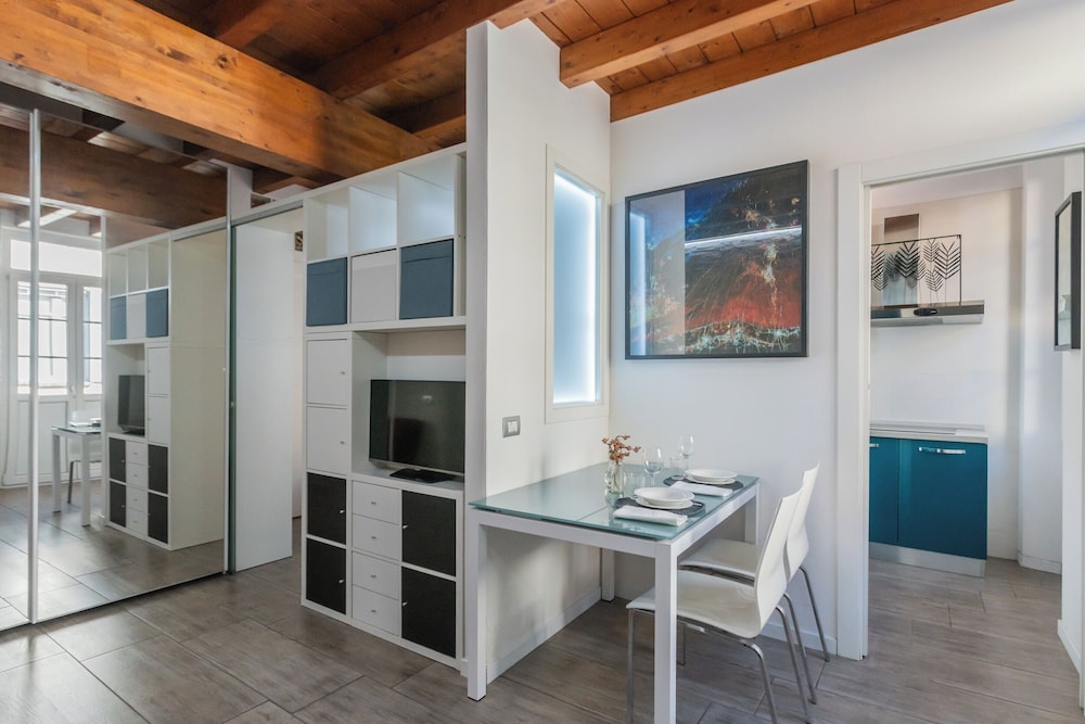 Domus in Como by Rent all Como