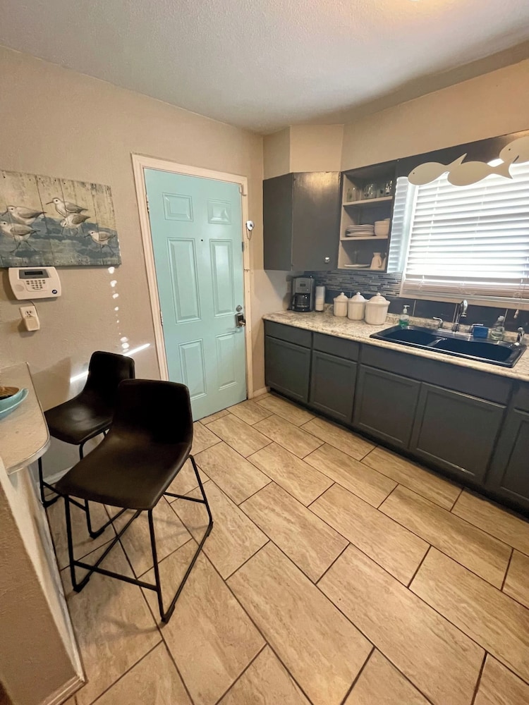 1BR Apartment in Historic Galveston