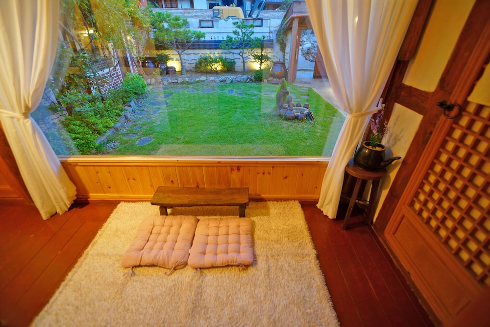 Photo 27