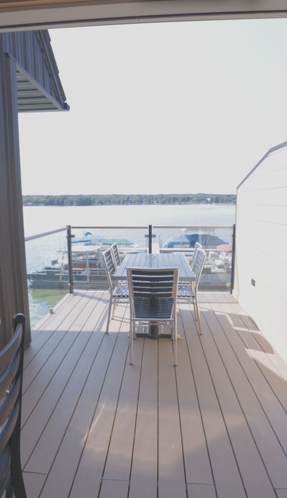 Edinboro Lake Resort Cabins