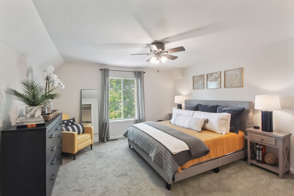 Overland Park Condo, Close to Lakes Parks! - Property Image 19