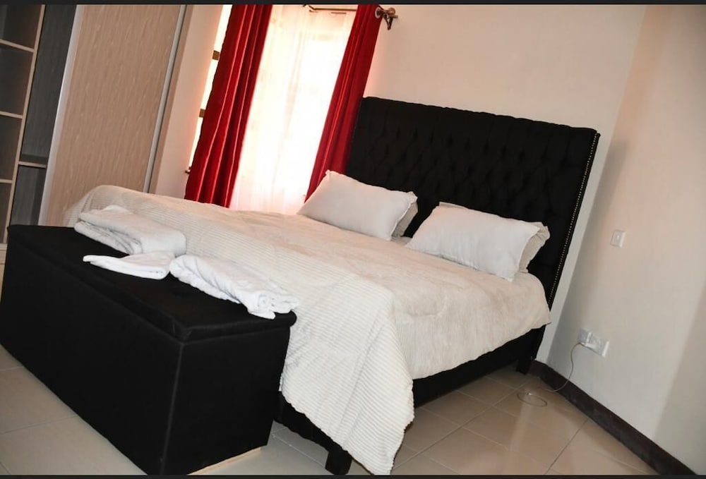 Deluxe Homes view 3