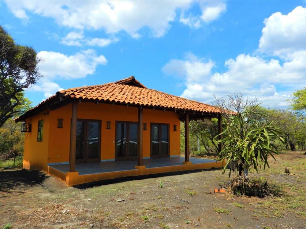 Salt Escapes Nicaragua - Bella Casas