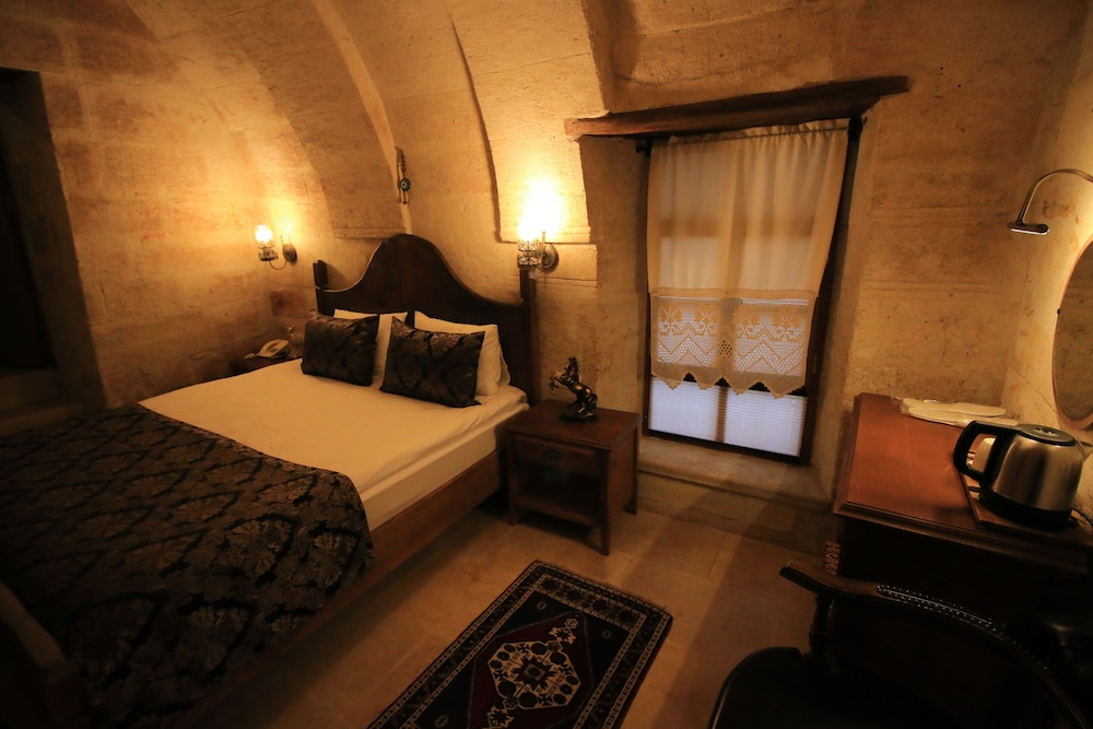 Georgios Cave Cappadocia