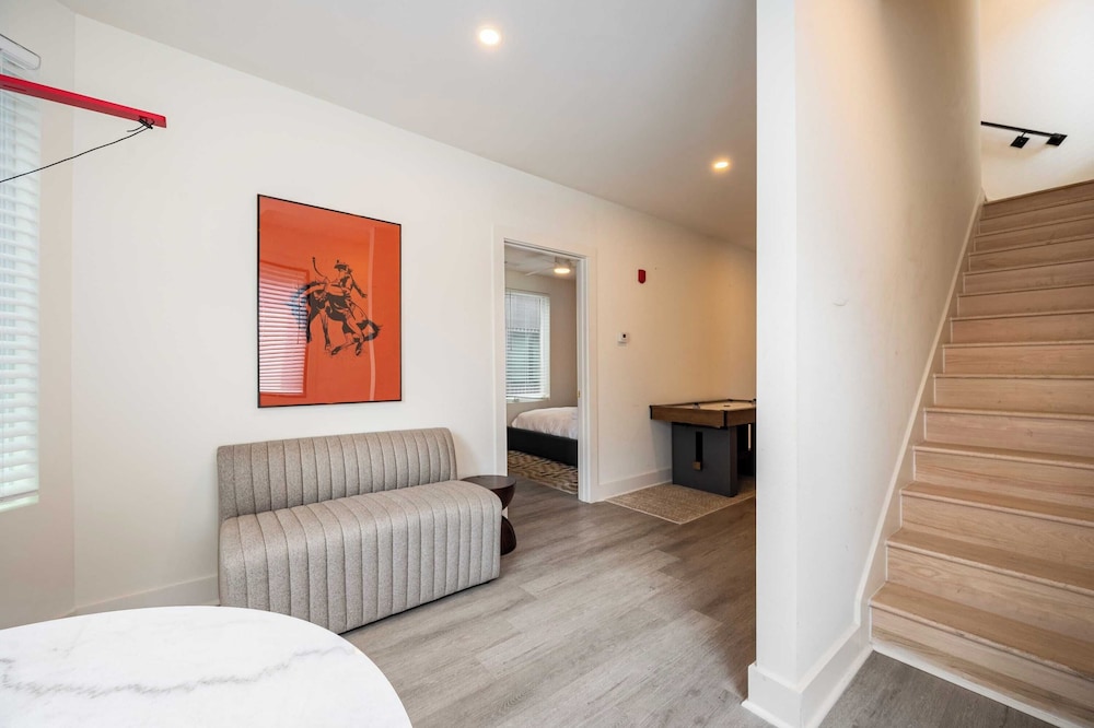 Sleeps 24 Rooftop, Game Room & Outdoor Spaces Just 10 Min to Broadway Outrider by Avantstay