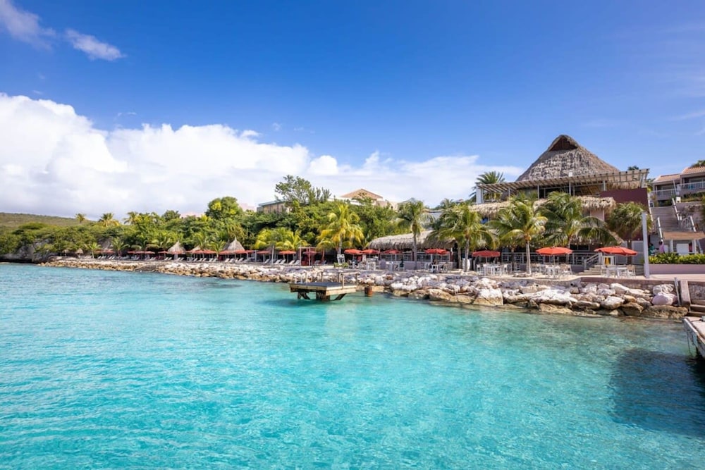 Coral Dreams Ocean Whispers at Villa Solaris