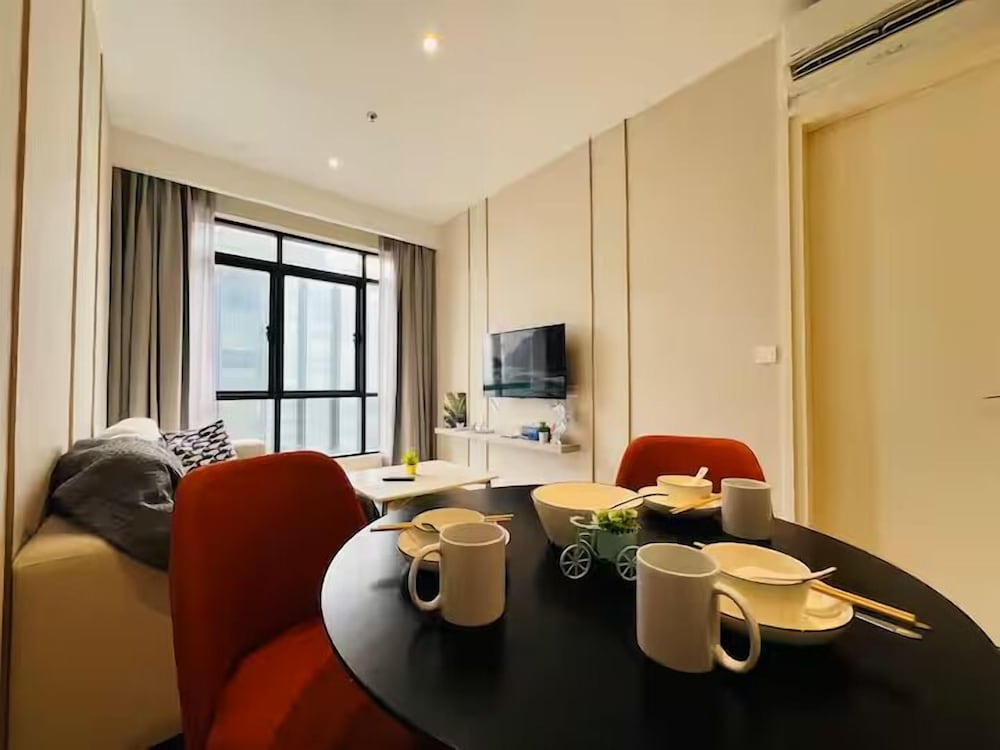 I-City Holiday KL Suites