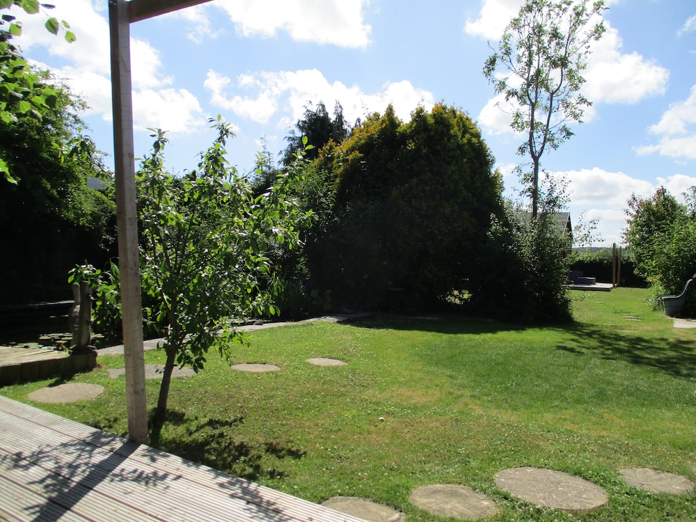 Hillview Bed and Breakfast