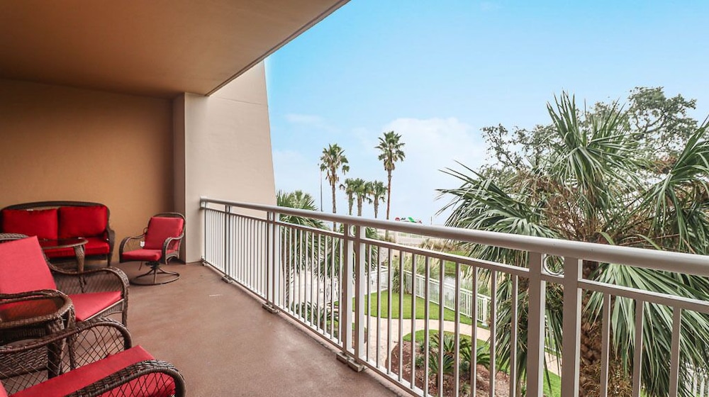 Legacy Towers II Deluxe