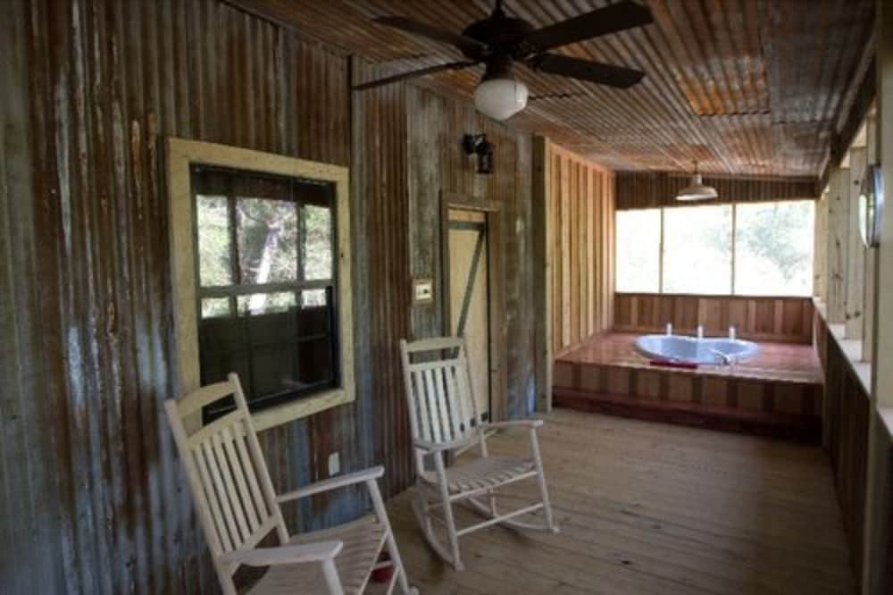 7F Lodge