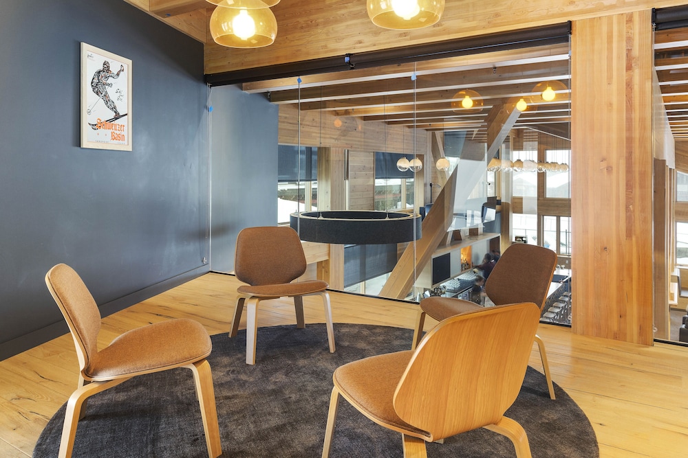 Sandpoint Vacations - Humbird - Property Image 14