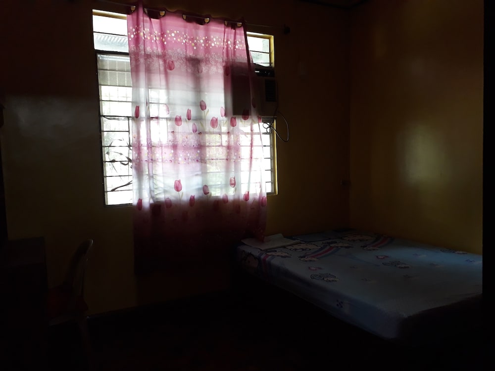 Jack & Claud Bed & Breakfast Guest House view 5