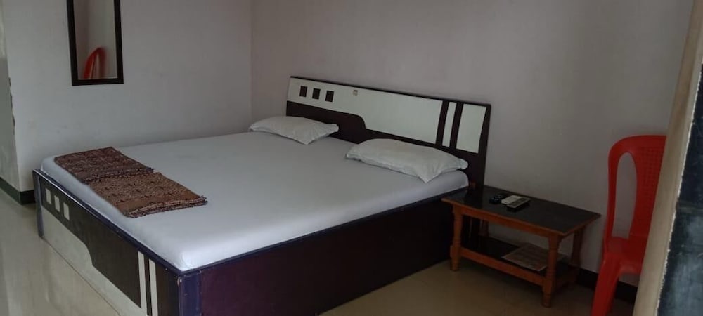 Nisarg Guest House