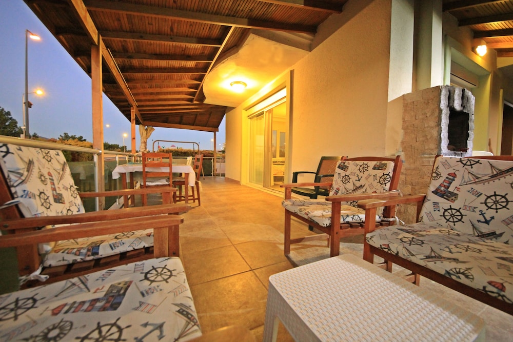 Poseidon Alacati Villa