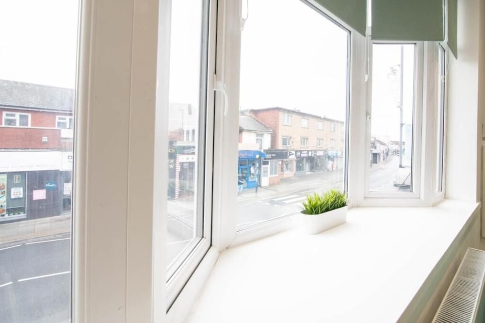 Cosy 3 Bed Flat in Southsea