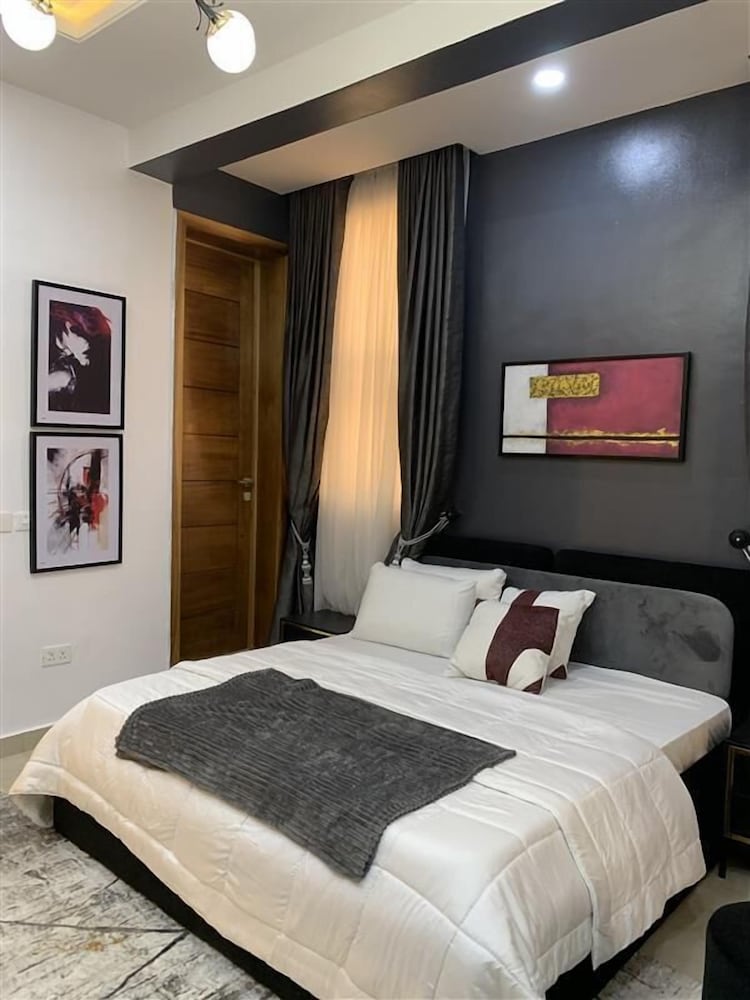 Spacious 2-bedroom apartment