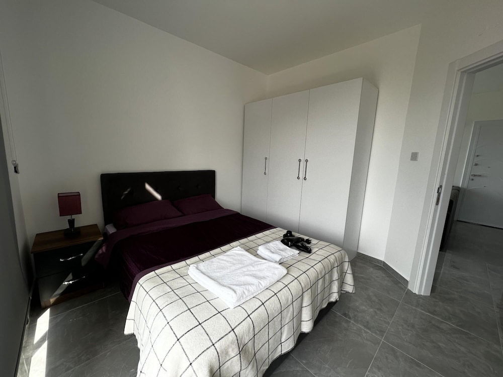 Flat With Sea View Close to Beach in Edremit