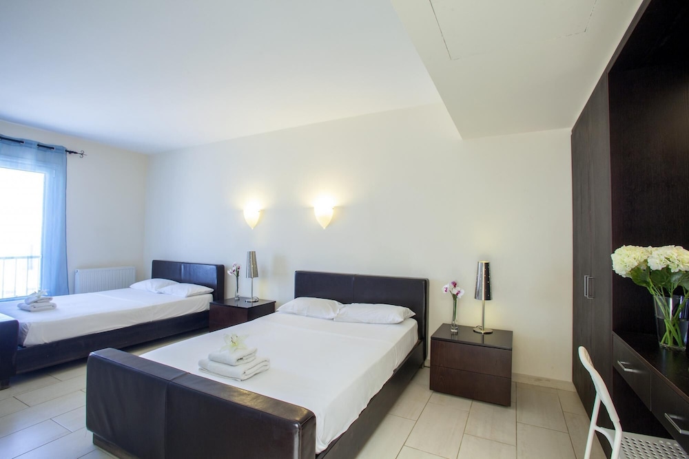 Villa Infinite Aretousa