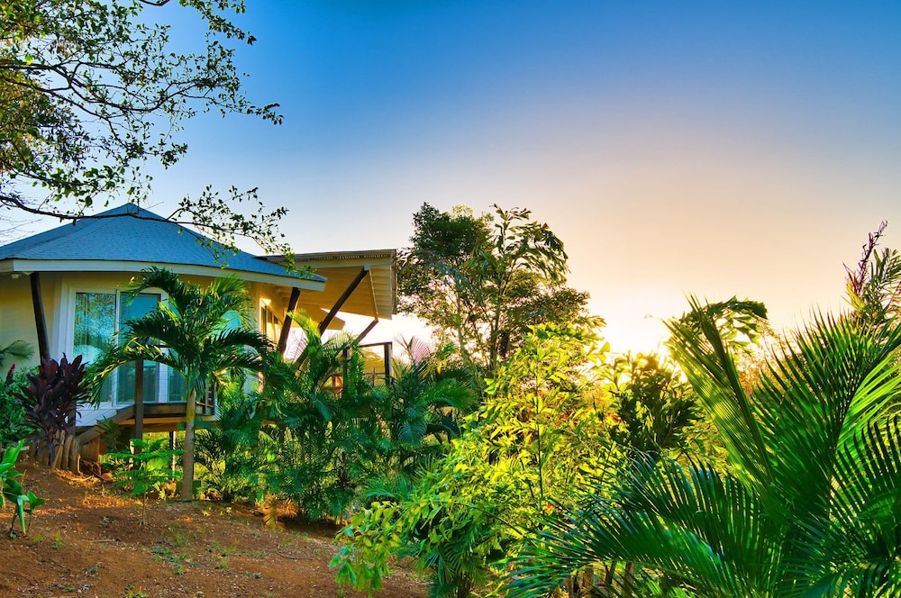 Hotel Mikado Natural Lodge - Image 1