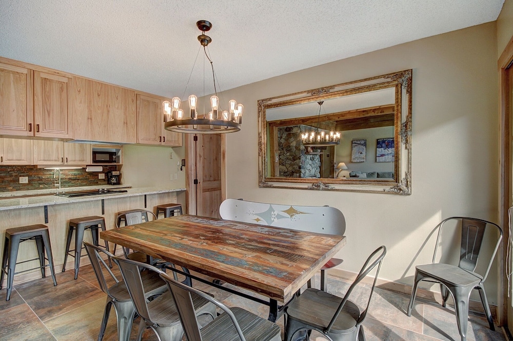 Beautiful Dog Friendly Ski Chalet A Minute to SuperBee Lift - AN203 by RedAwning