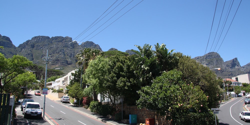 Stone Cottages Camps Bay