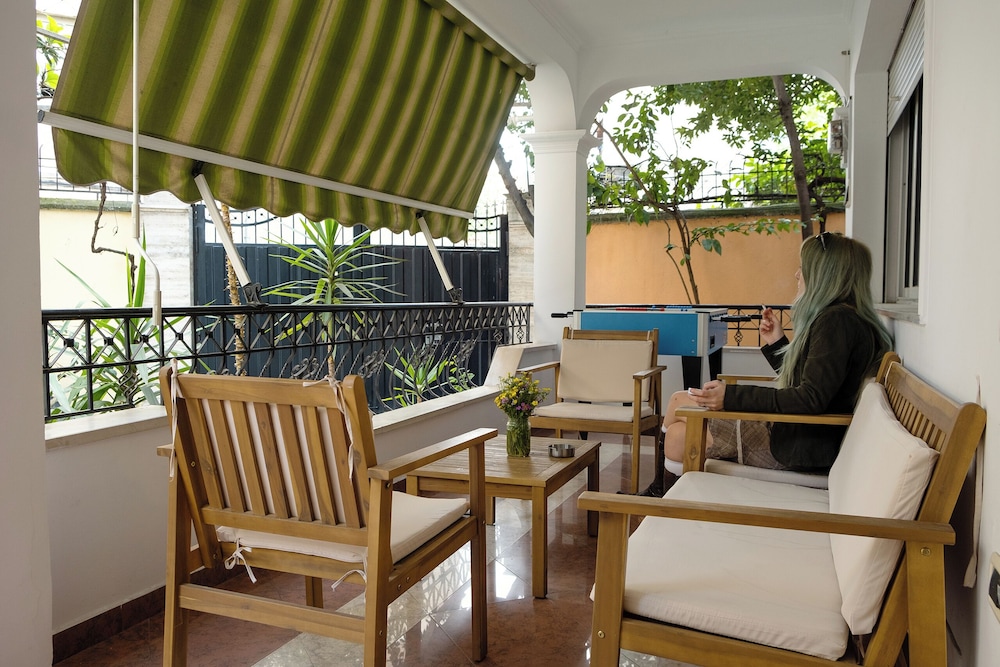 Mandarine Hostel