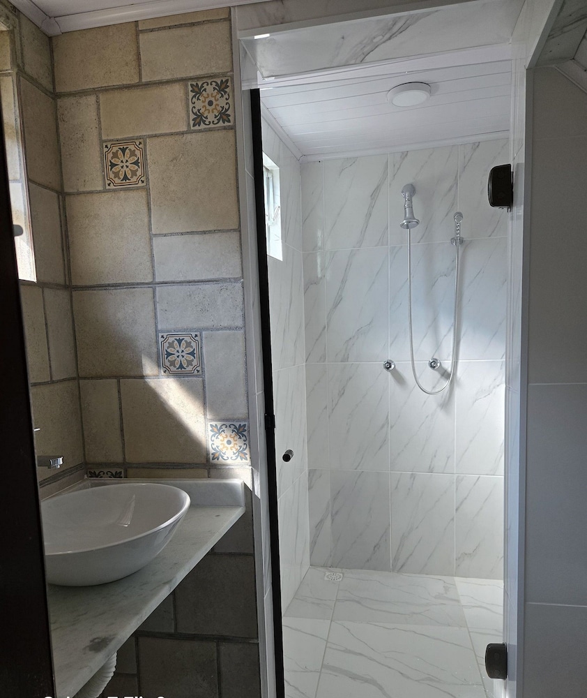 The Writers House - Suite Residences