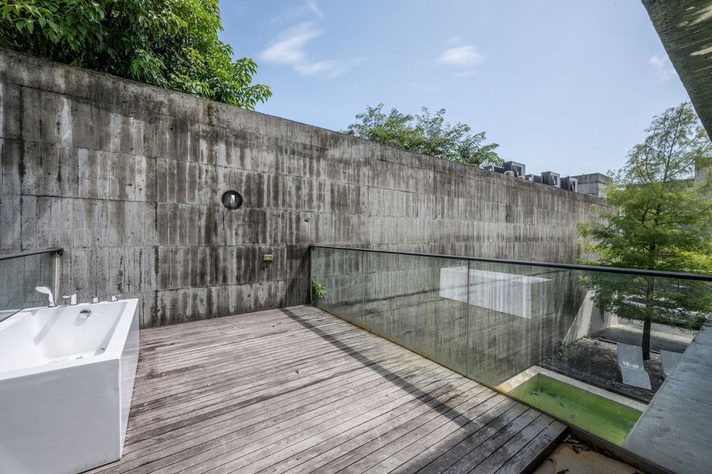 icanhouse view 2