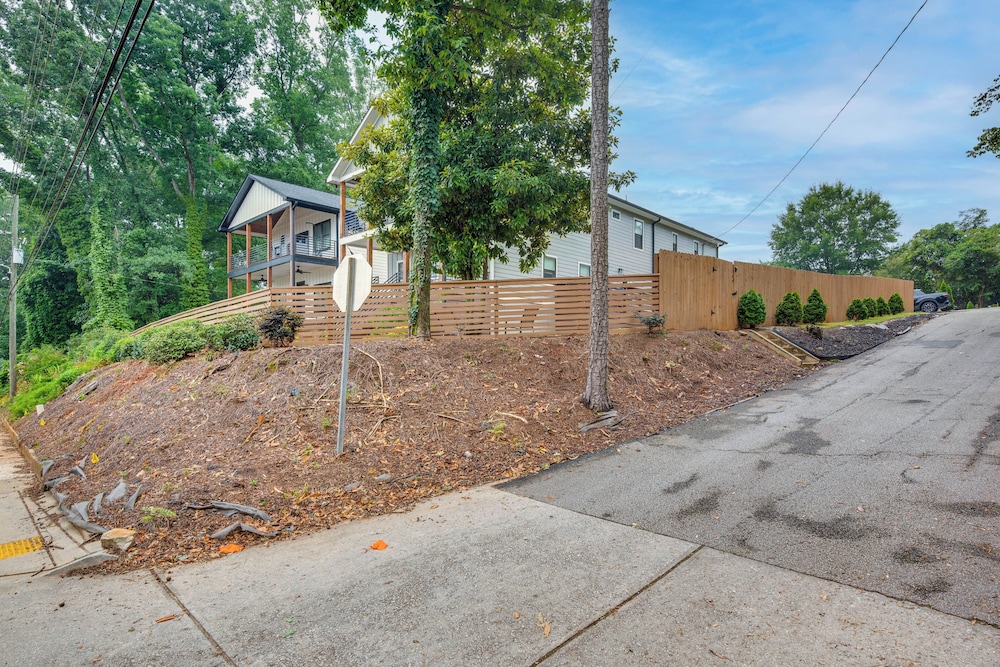Wfh-friendly Studio - 5 Mi to Downtown Atlanta!