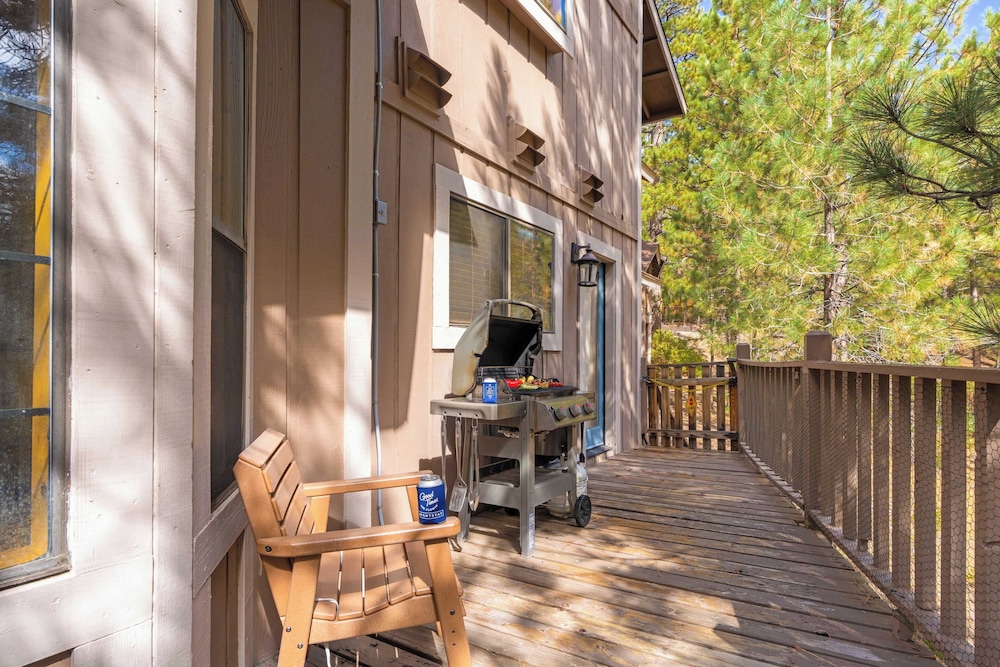 Lakeview Cabin w/ Game Room & Deck Near Ski Slopes & Trails Sleeps 20 Waterview by Avantstay